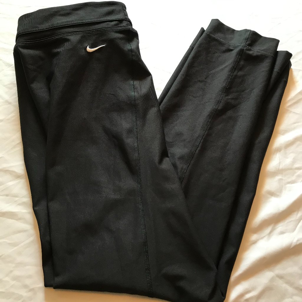 Nike Ladies Black Athletic Sport Yoga Pants